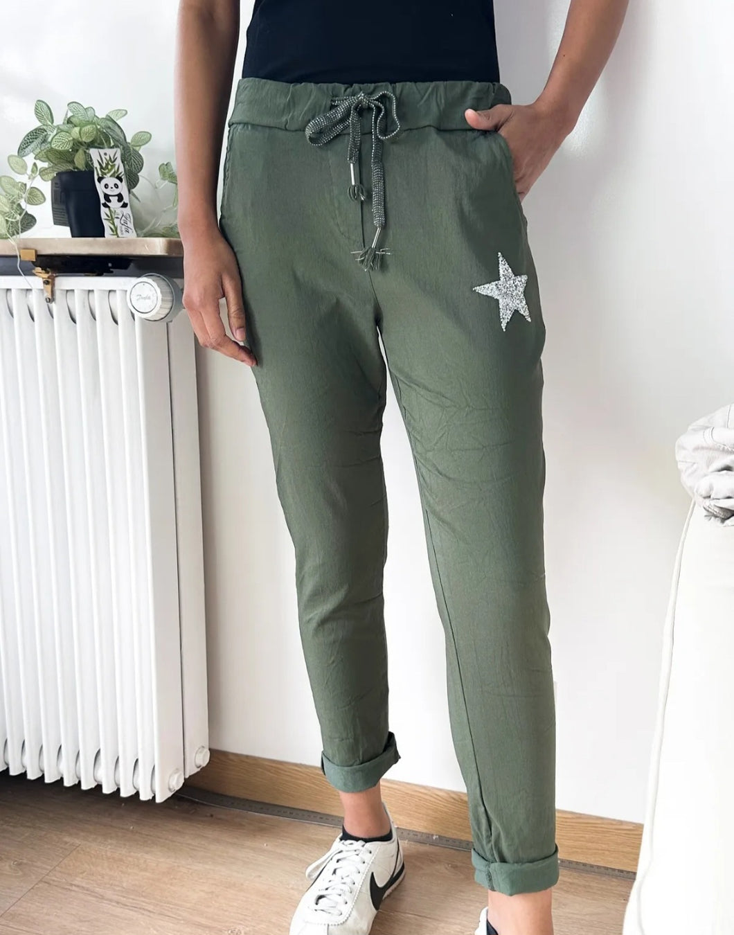 Pantalon femme étoile kaki uni